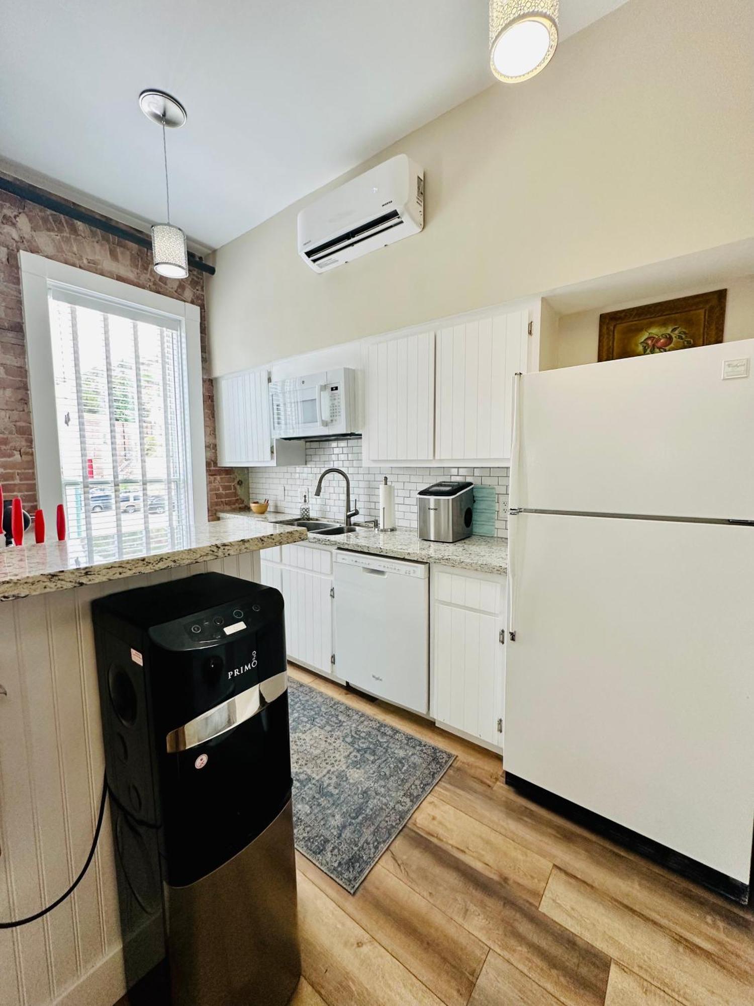 Bisbee Brownstone Suites Exterior foto